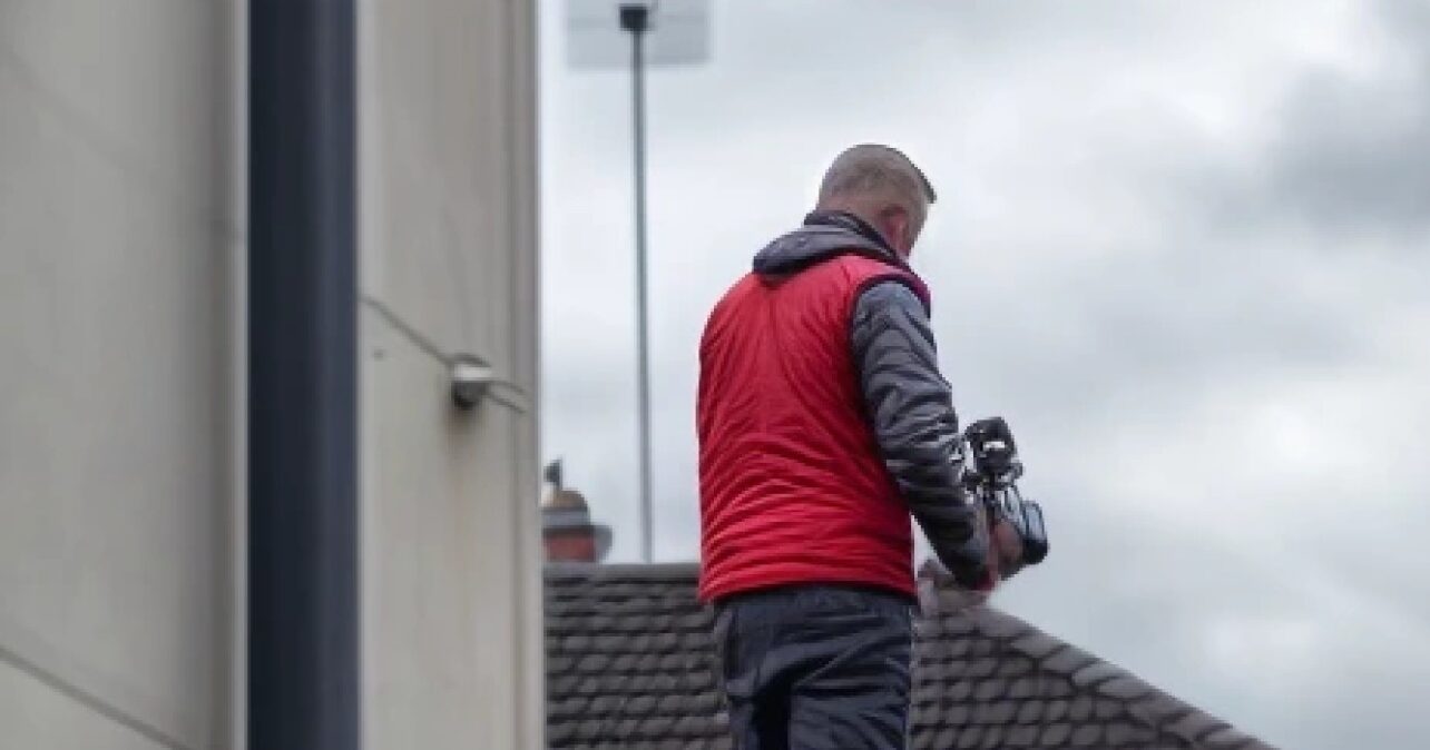 Woedende aannemer neemt wraak met kettingzaag als hij niet betaald krijgt 