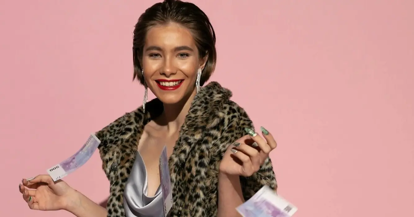Vrouw wint miljoen dollar en houdt 300 dollar over na hele kostbare fout